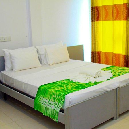 The Garnet Mirissa Hotel Bagian luar foto