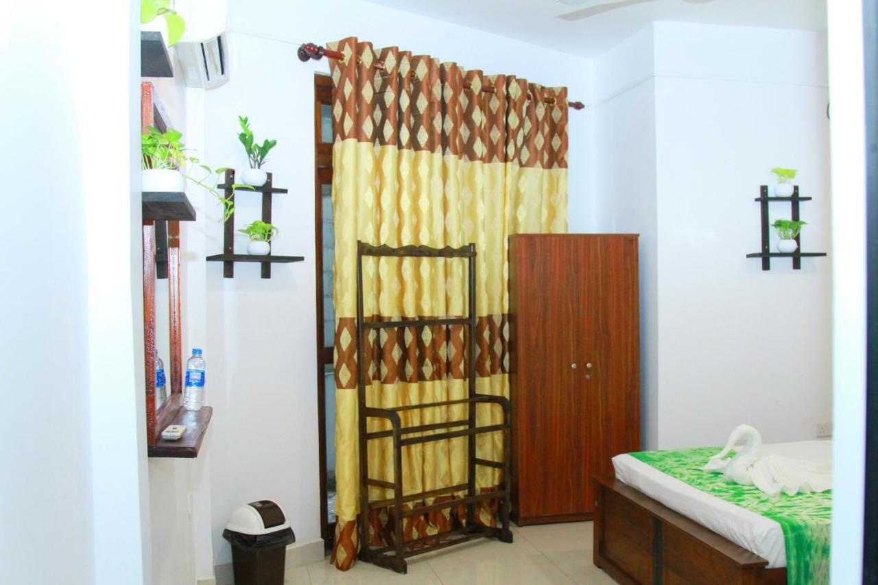 The Garnet Mirissa Hotel Bagian luar foto